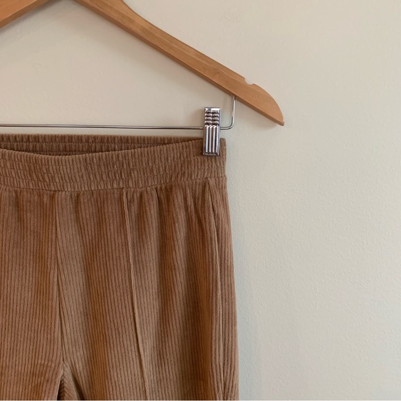 Aerie Groove-On Rib Velour Flare Pant . - Picture 5 of 8